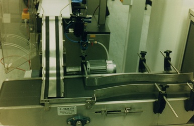 Belt Conveyor System with Chute